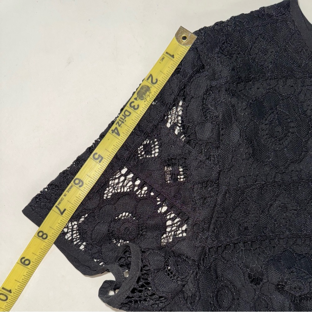 LOFT Classic Black Lace Short Sleeve Lined Dress (10) - Picture 12 of 17